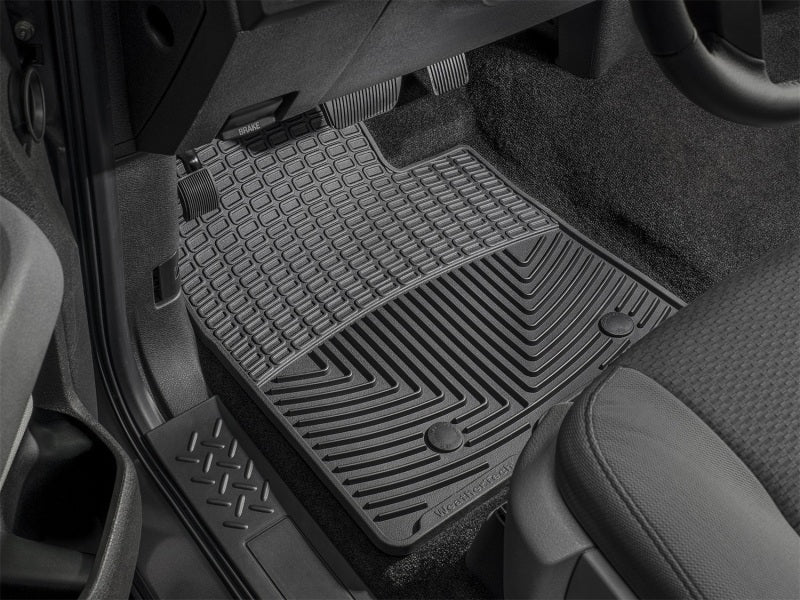 WeatherTech 07-09 Saturn Outlook Front/Rear/and Rear Rubber Mats - Black