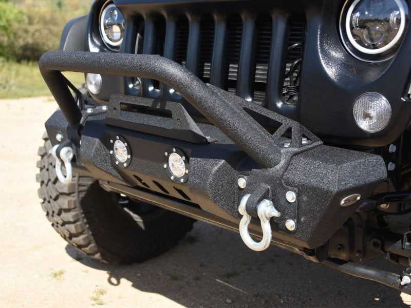 DV8 Offroad 07-18 Jeep Wrangler JK/JL FS-11 Stubby Mid Length Steel Front Bumper w/ Winch Plate